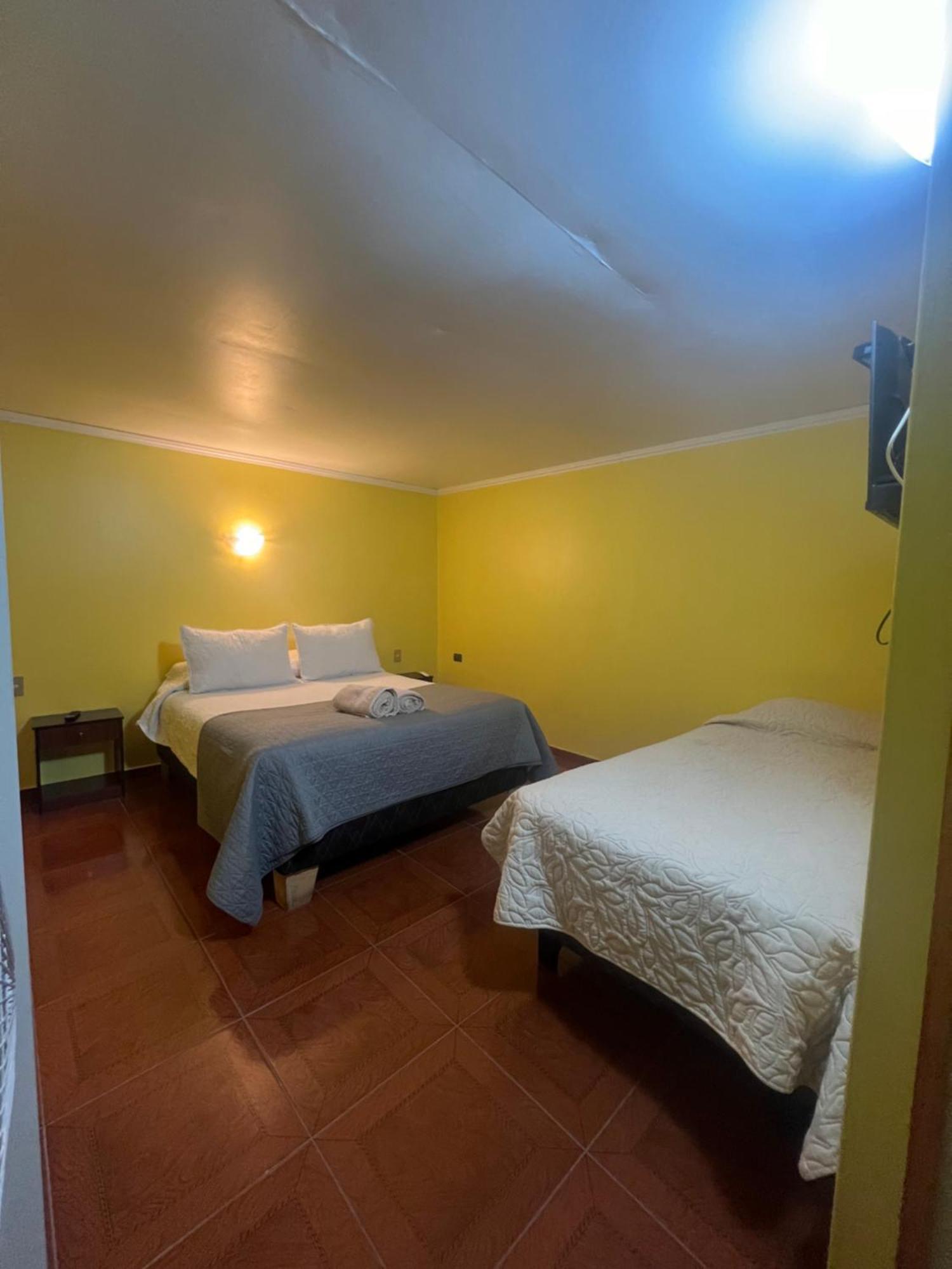 Hostal Apanantor 1 Сан Педро де Атакама Екстериор снимка